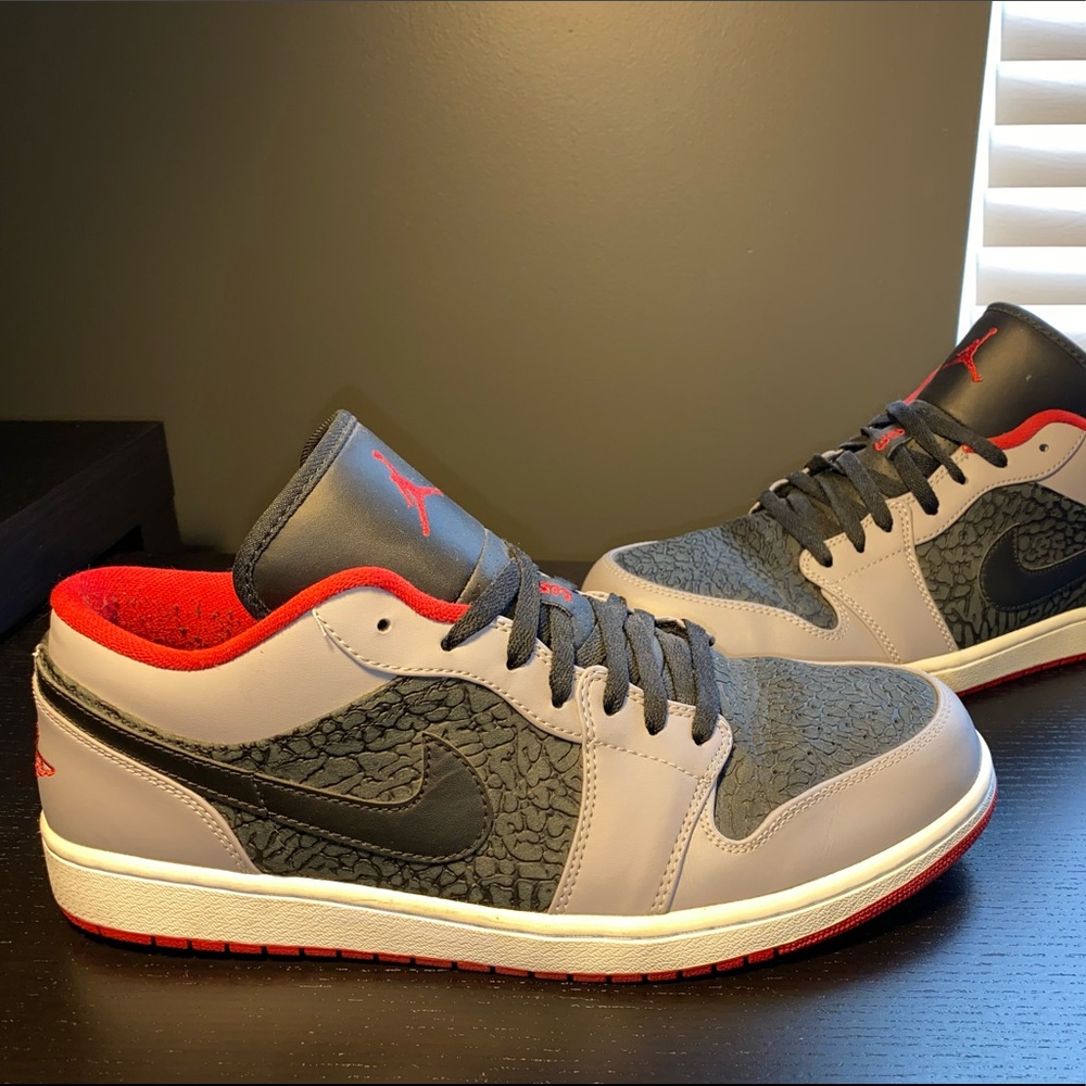 Air Jordan 1’s Men’s Low